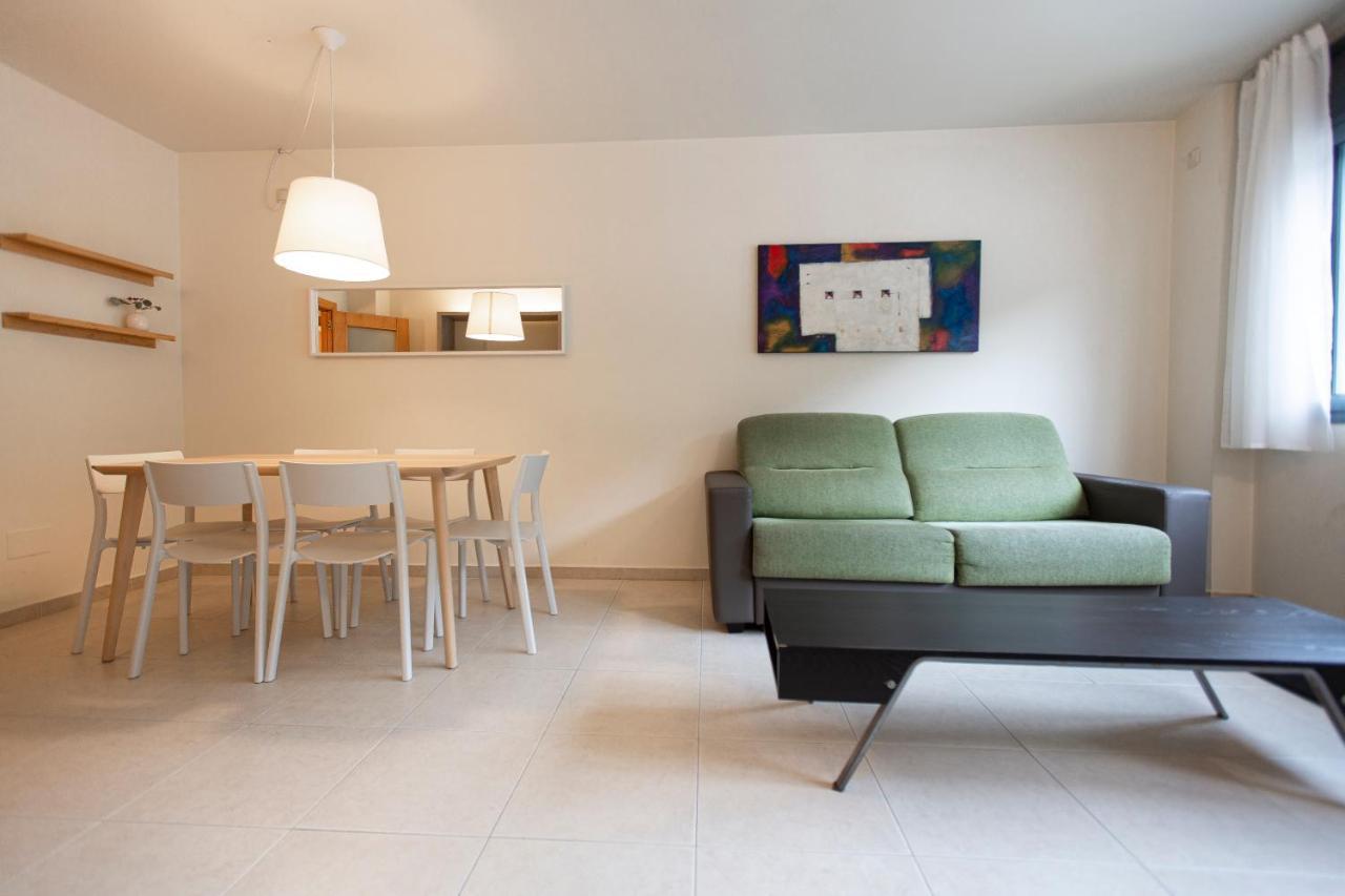 Outdoor Apartaments - Comfort Andorra la Vella Bagian luar foto